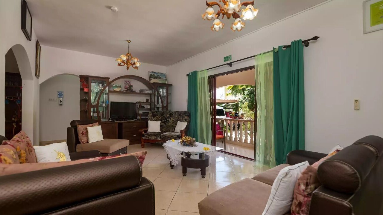 Photo of Livingroom in Mahe Island