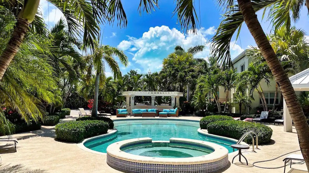 Photo of Outdoor in Leeward Settlement