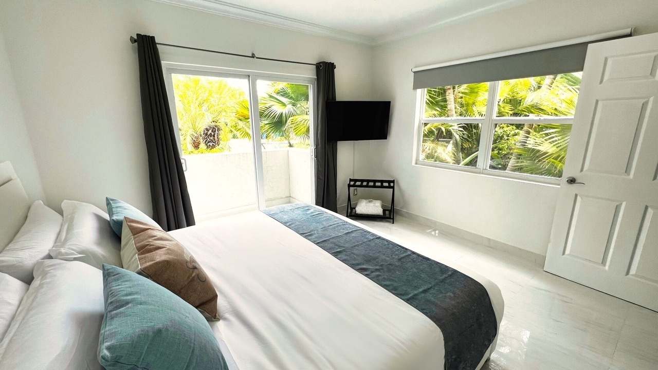 Photo of Bedroom in Leeward Settlement