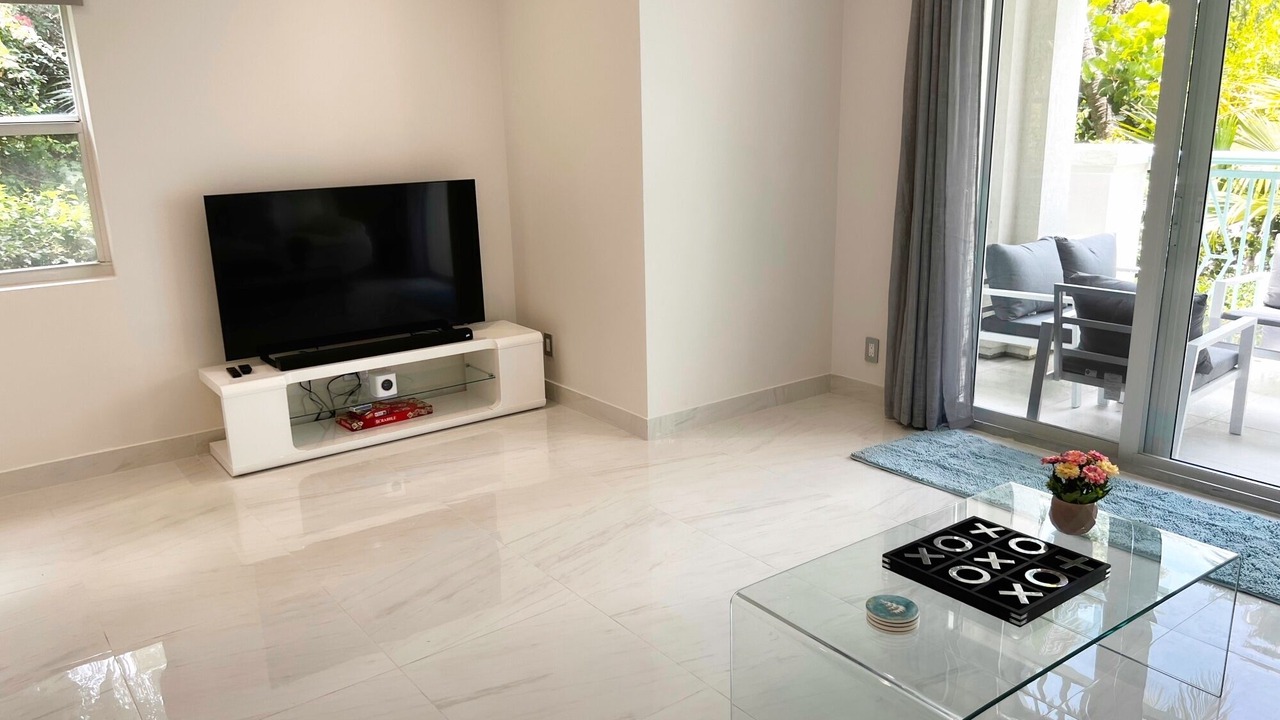 Photo of Livingroom in Leeward Settlement