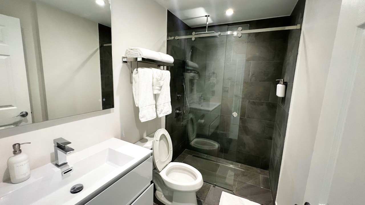 Photo of Bathroom in Leeward Settlement