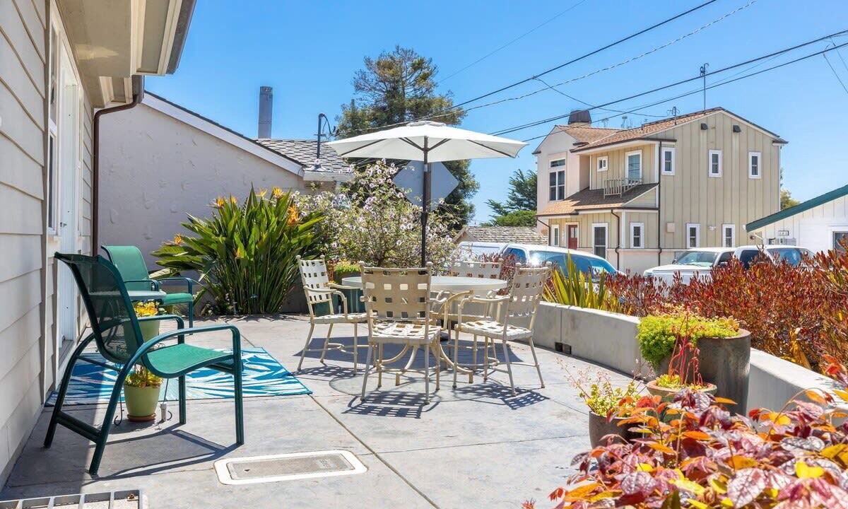 Photo of Outdoor in Eastside Santa Cruz