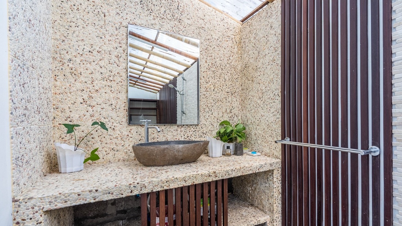 Photo of Bathroom in Sengkidu