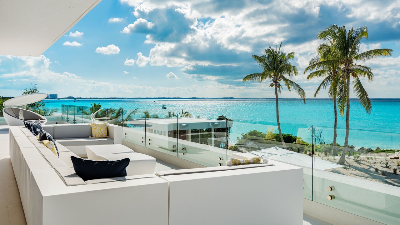 Photo of Patio Balcony in Leeward Settlement