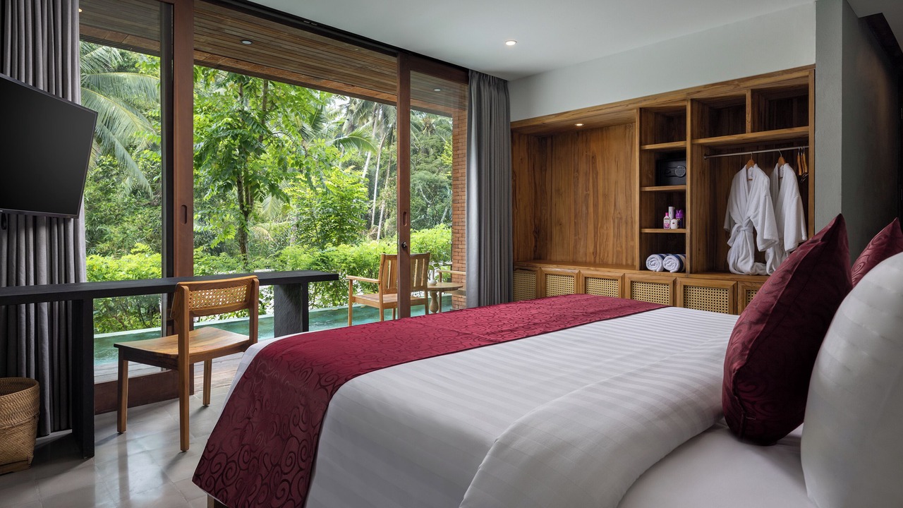 Photo of Bedroom in Sambahan