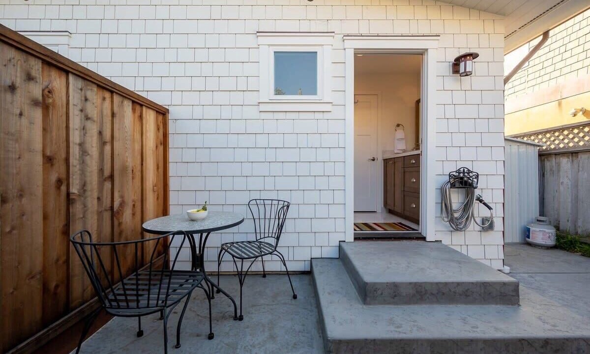 Photo of Patio Balcony in Eastside Santa Cruz