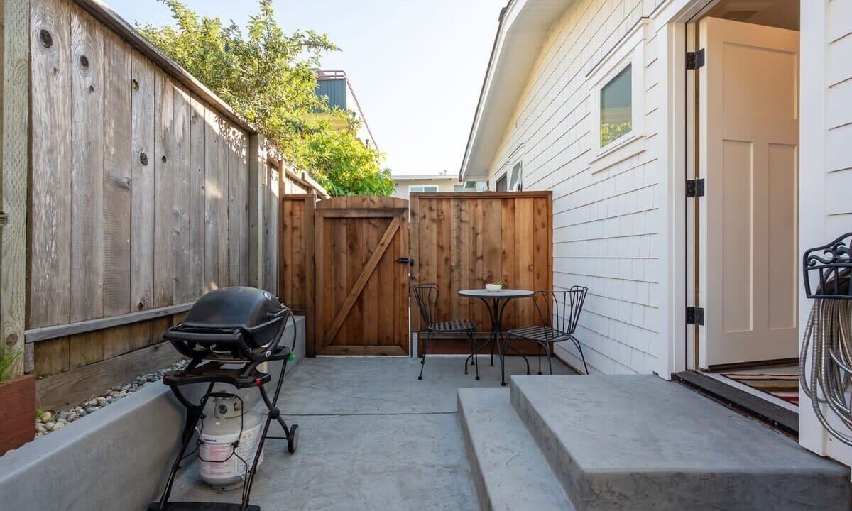 Photo of Outdoor in Eastside Santa Cruz