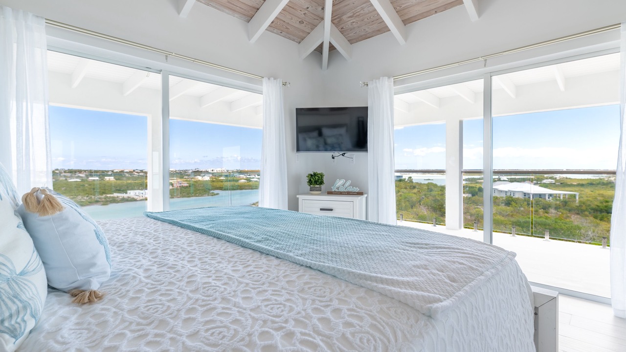 Photo of Bedroom in Venetian Road Settlement