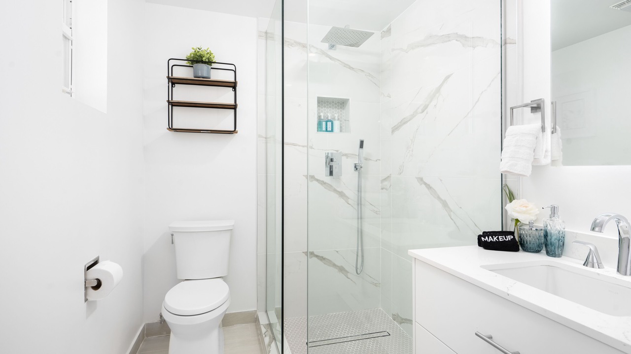 Photo of Bathroom in Venetian Road Settlement