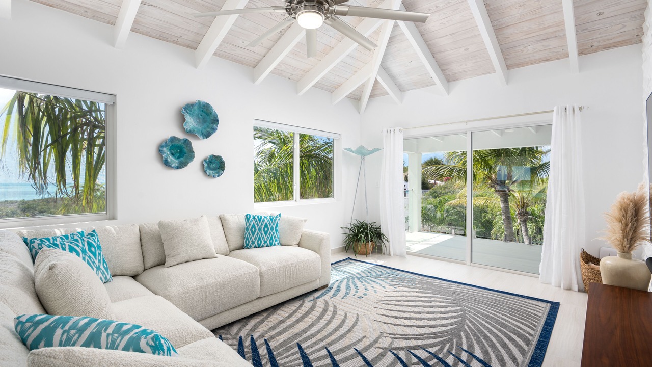 Photo of Livingroom in Venetian Road Settlement