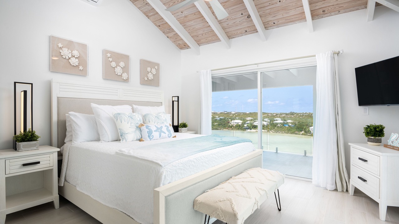 Photo of Bedroom in Venetian Road Settlement