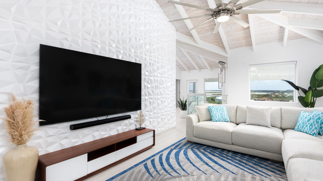 Photo of Livingroom in Venetian Road Settlement