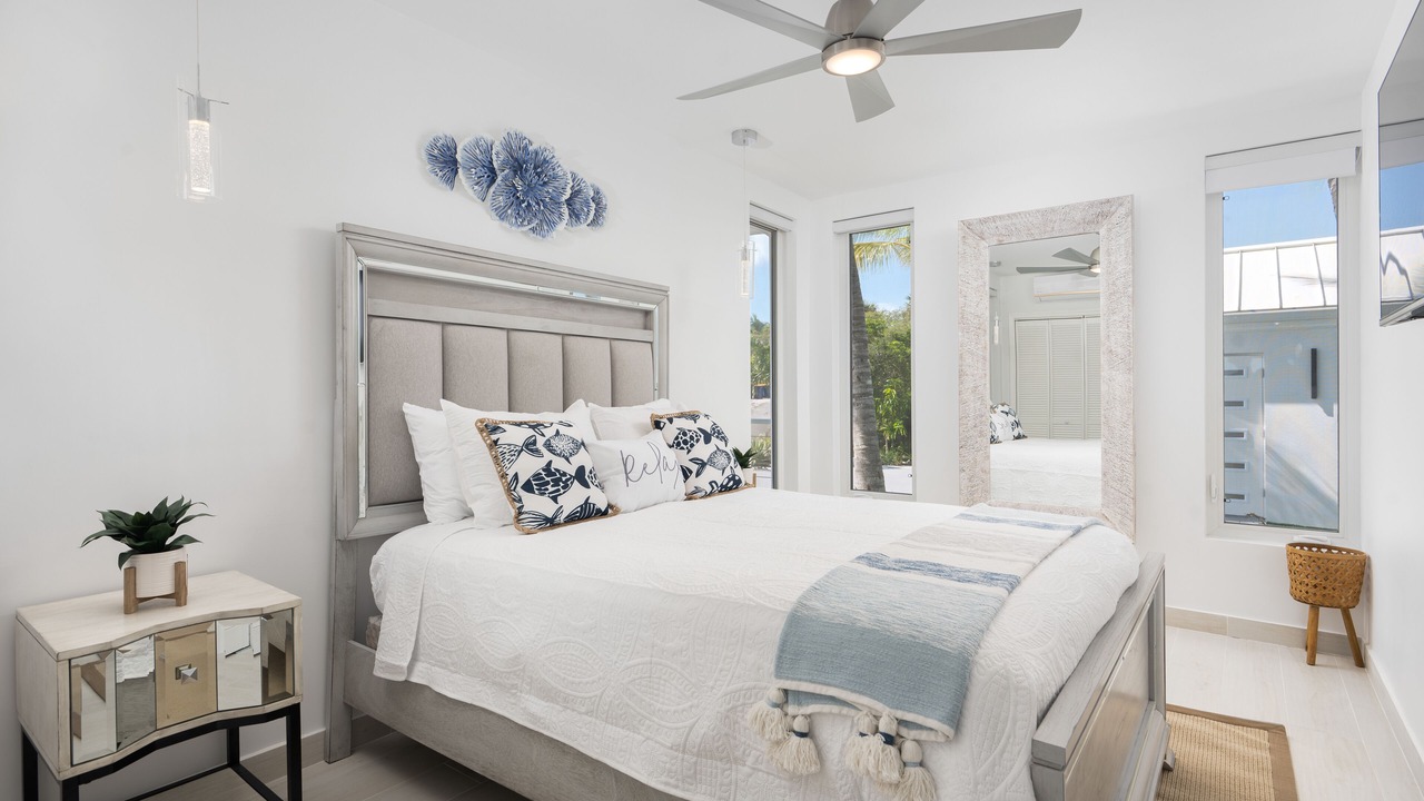 Photo of Bedroom in Venetian Road Settlement