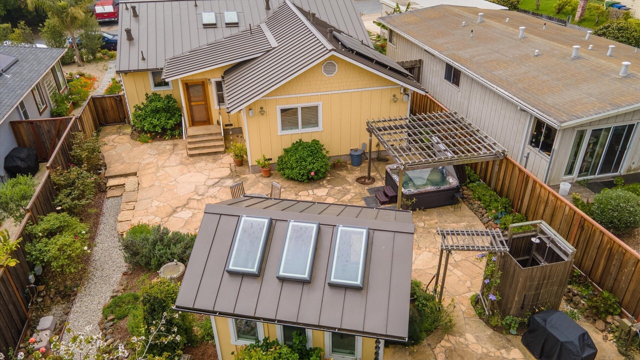 Photo of Outdoor in Eastside Santa Cruz