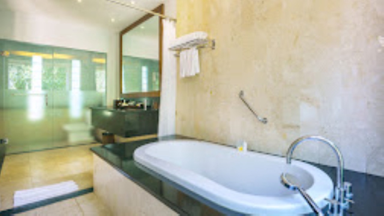 Photo of Bathroom in Sambahan