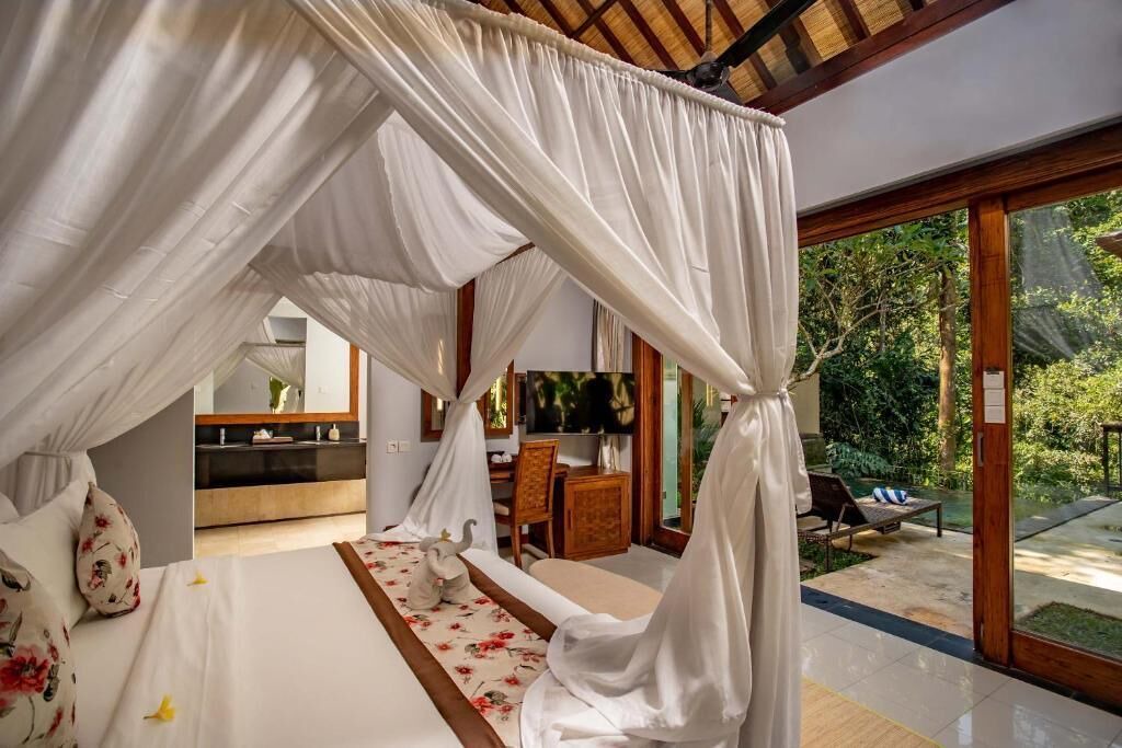 Photo of Bedroom in Sambahan