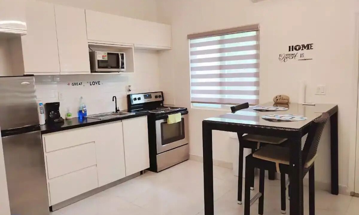 Photo of Kitchen in Venetian Road Settlement