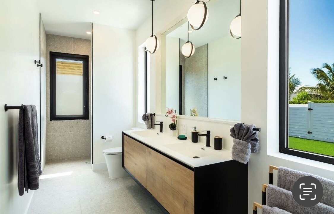 Photo of Bathroom in Leeward Settlement