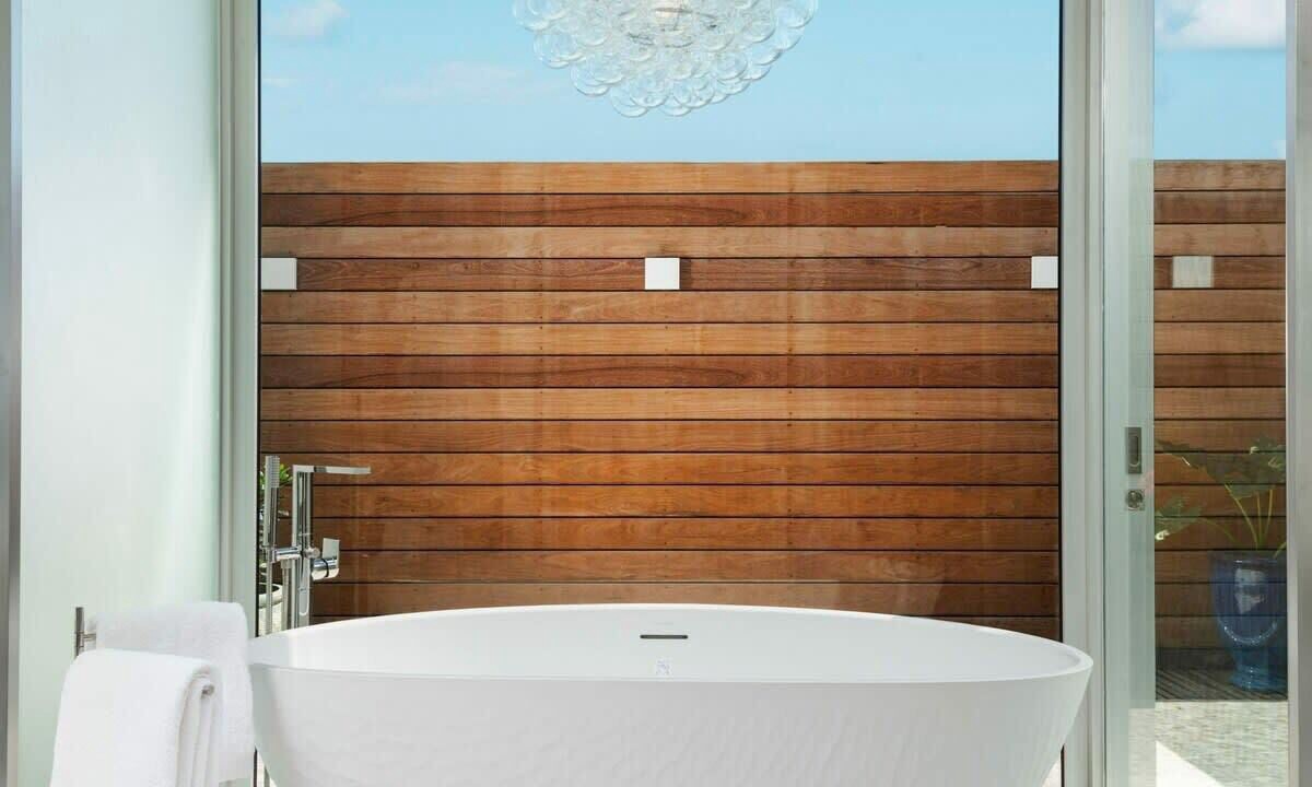 Photo of Bathroom in Long Bay Hills