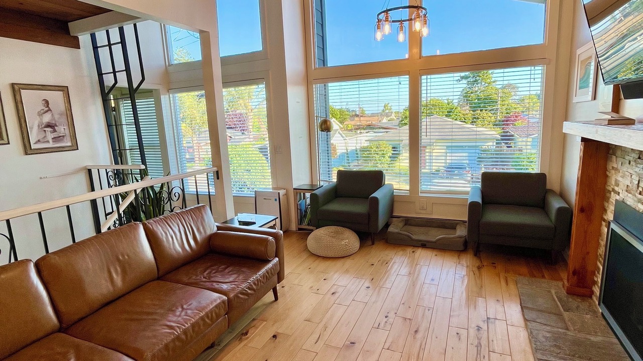 Photo of Livingroom in Capitola