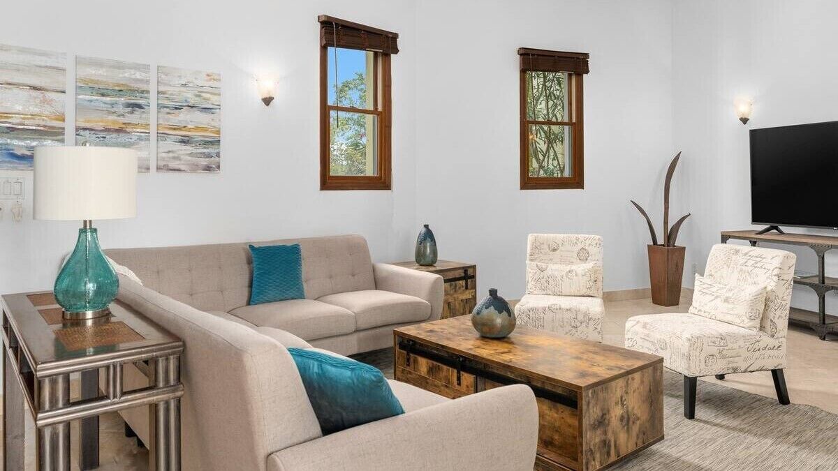 Photo of Livingroom in Grace Bay