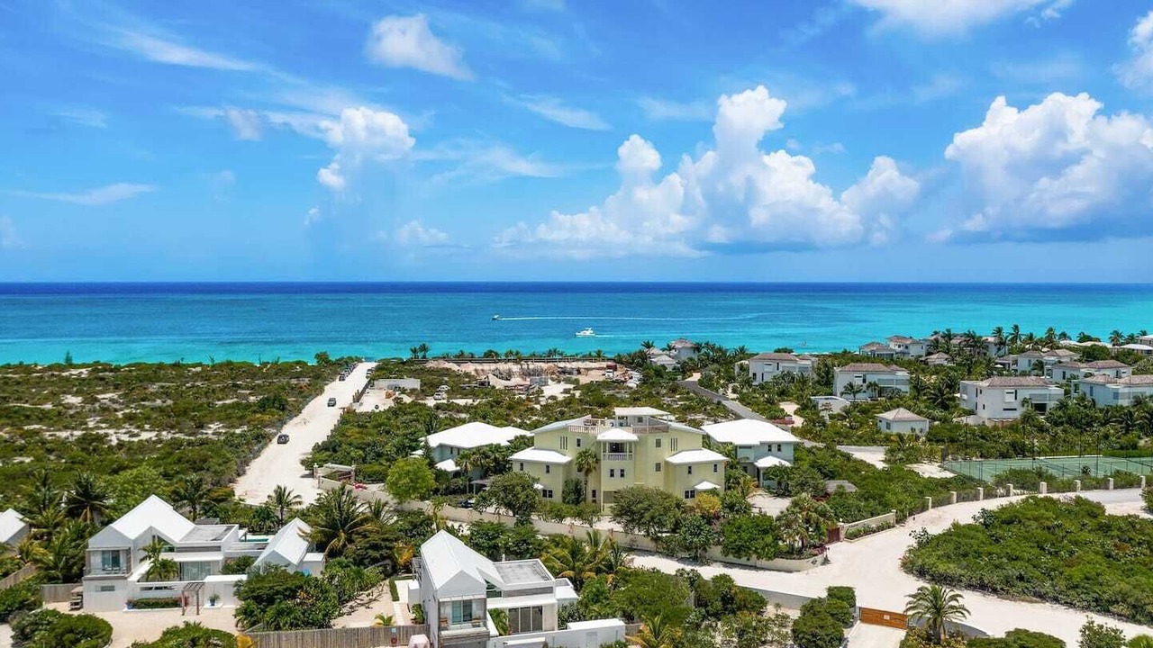 Photo of Outdoor in Grace Bay