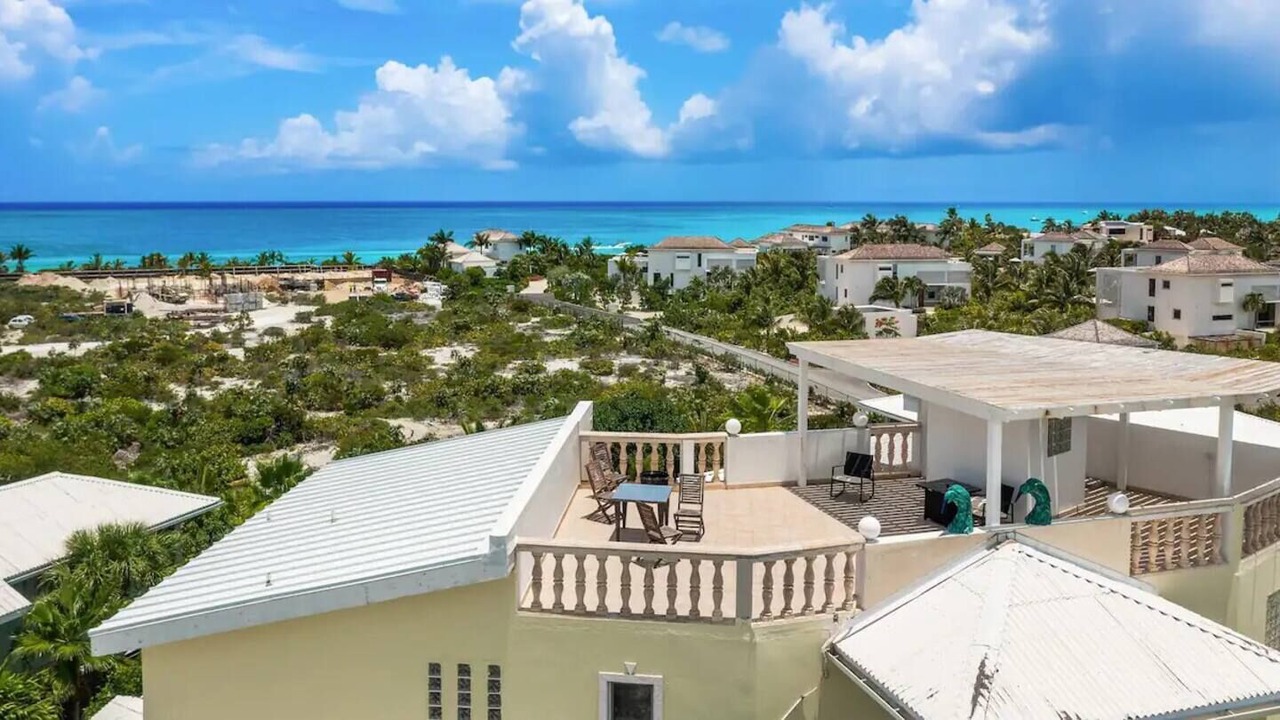 Photo of Outdoor in Grace Bay