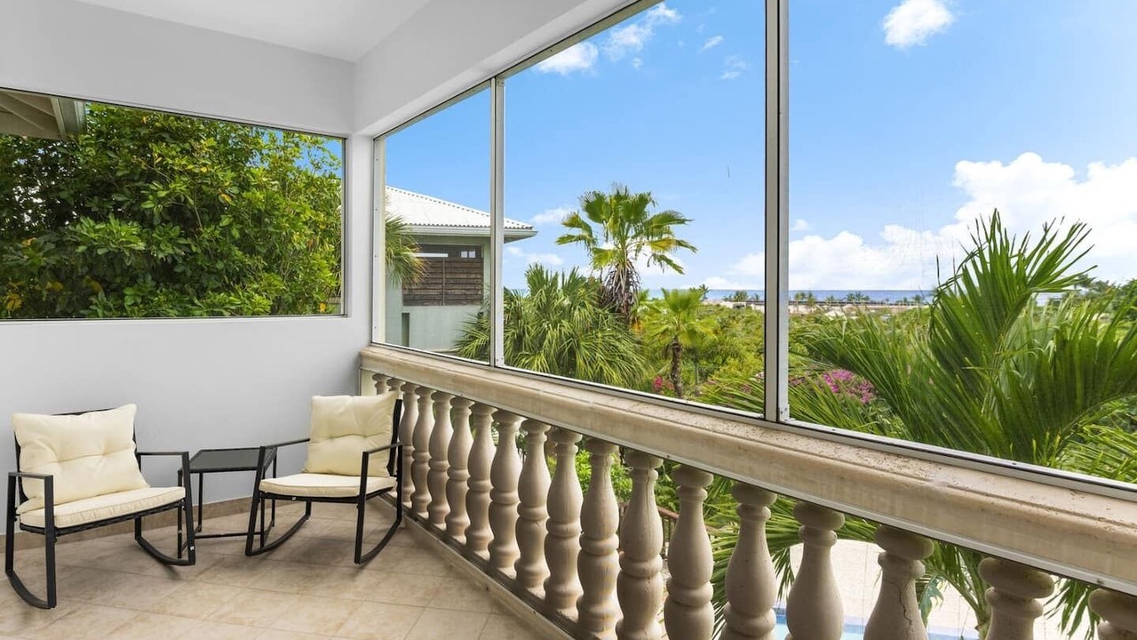 Photo of Outdoor in Leeward Settlement