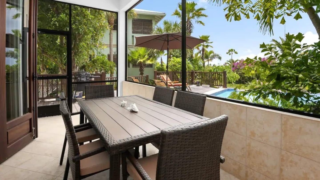 Photo of Outdoor in Leeward Settlement