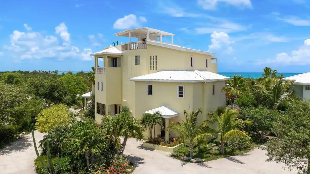 Photo of Outdoor in Leeward Settlement