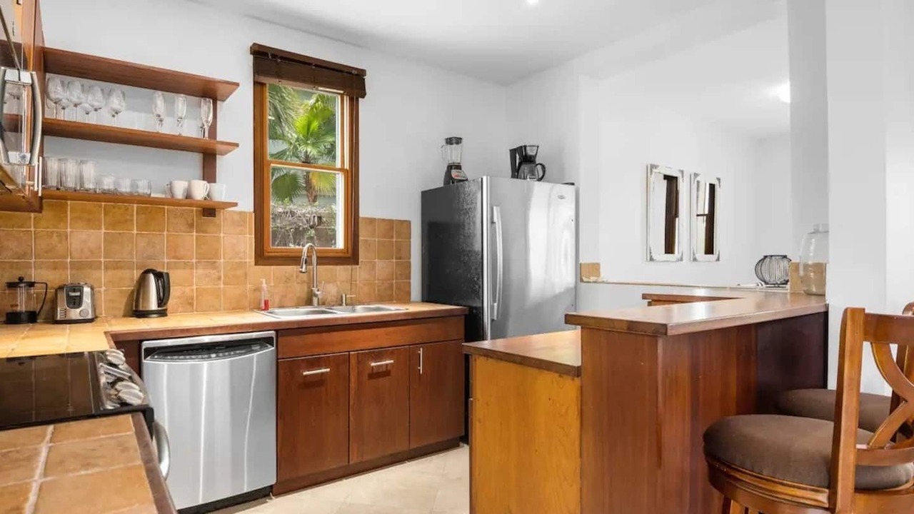 Photo of Kitchen in Leeward Settlement