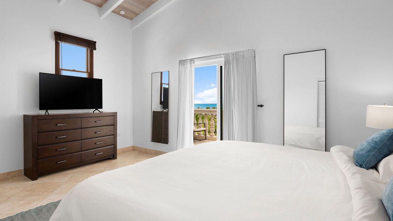 Photo of Bedroom in Leeward Settlement