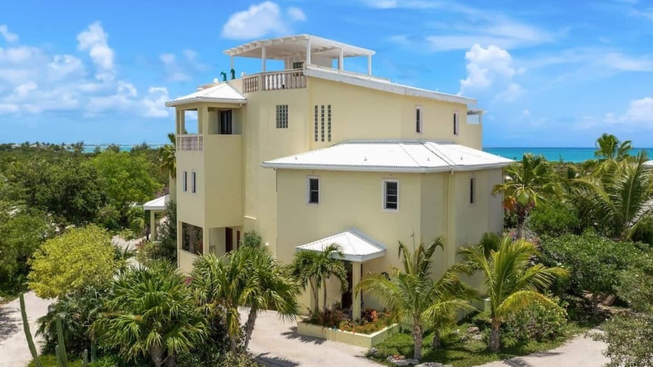 Photo of Outdoor in Leeward Settlement