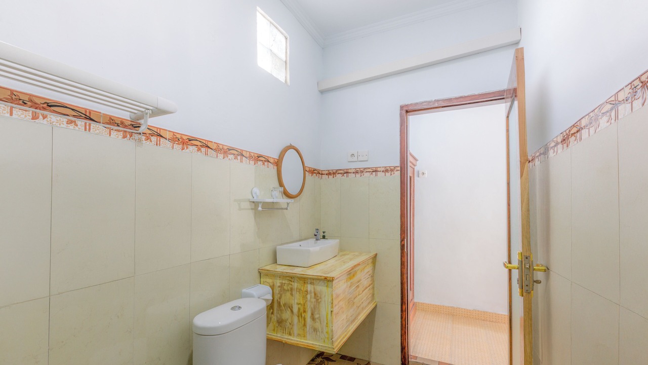 Photo of Bathroom in Sampalan