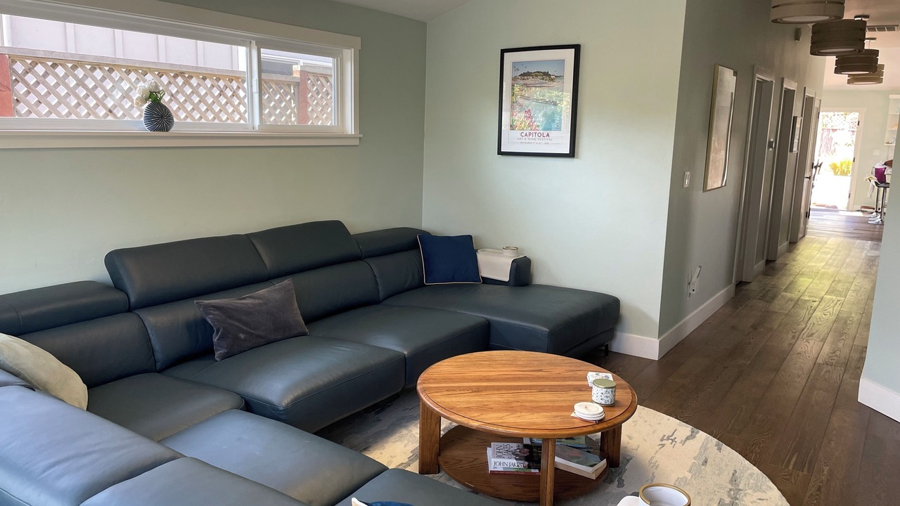 Photo of Livingroom in Capitola