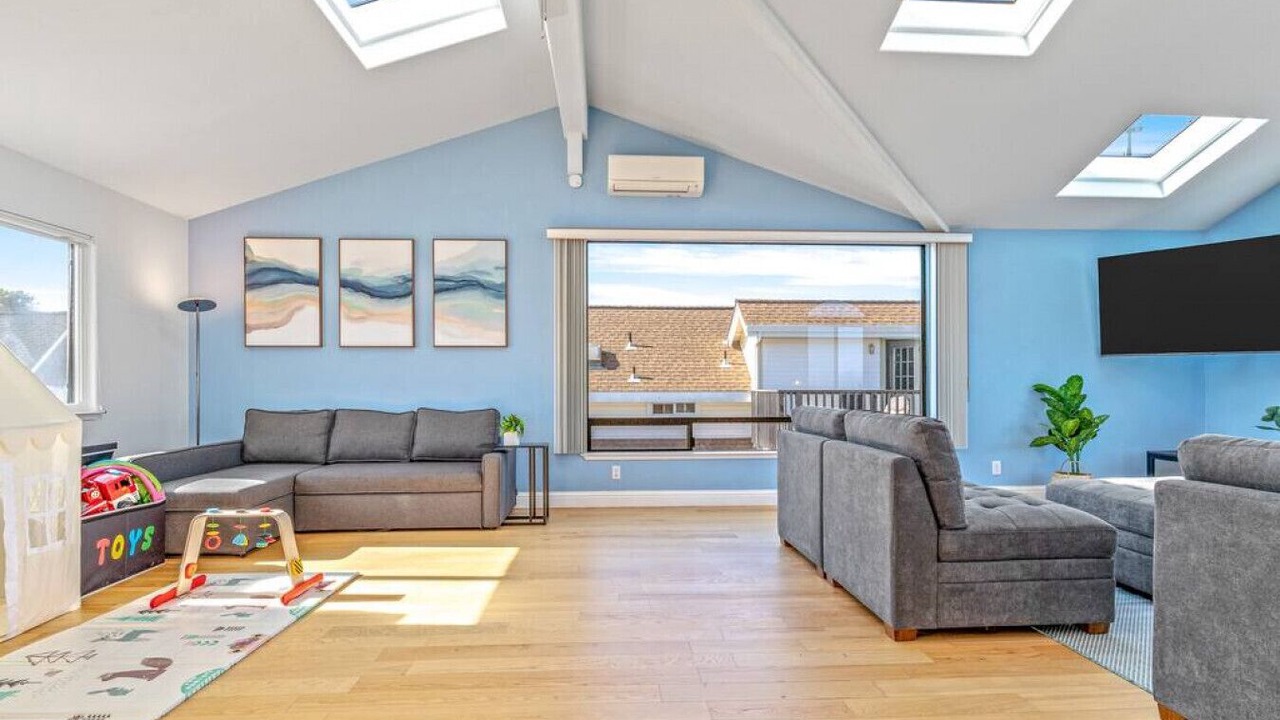 Photo of Livingroom in Opal Cliffs