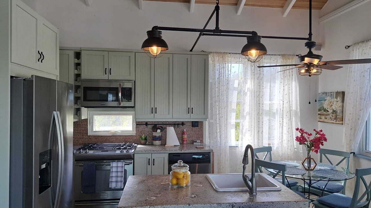 Photo of Kitchen in Venetian Road Settlement