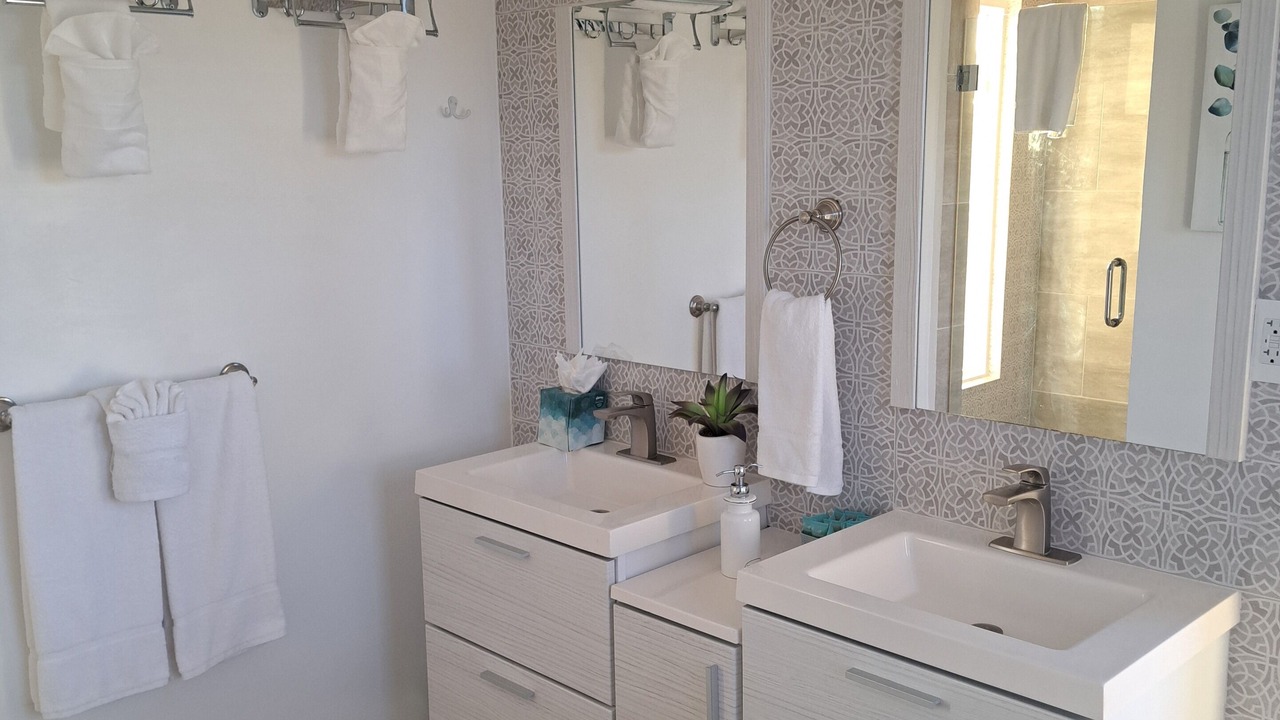 Photo of Bathroom in Venetian Road Settlement