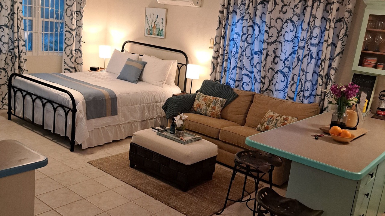 Photo of Livingroom in Venetian Road Settlement