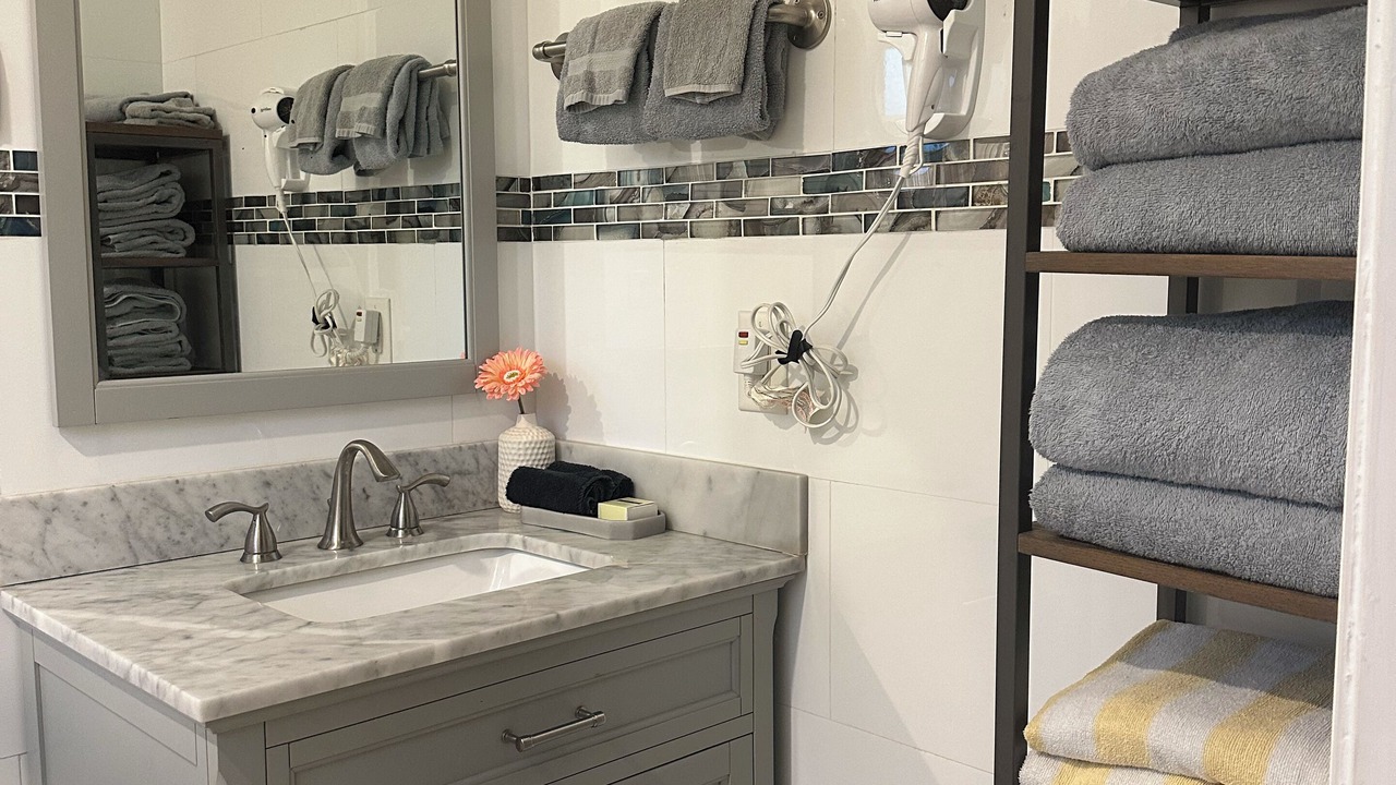 Photo of Bathroom in Blue Hills
