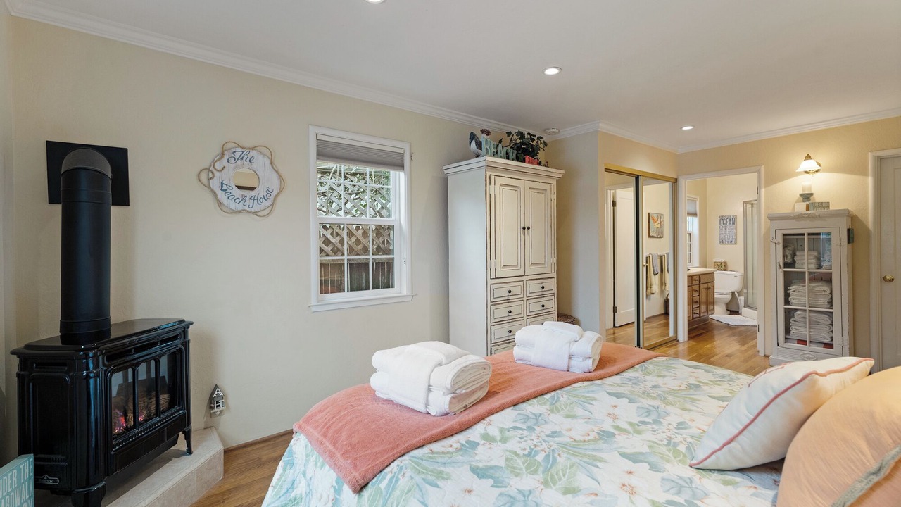 Photo of Livingroom in Eastside Santa Cruz
