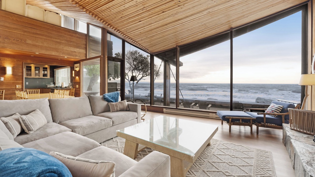 Photo of Livingroom in Aptos