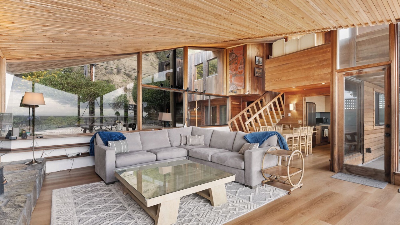 Photo of Livingroom in Aptos