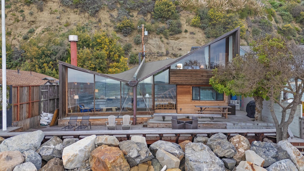 Photo of Others in Aptos