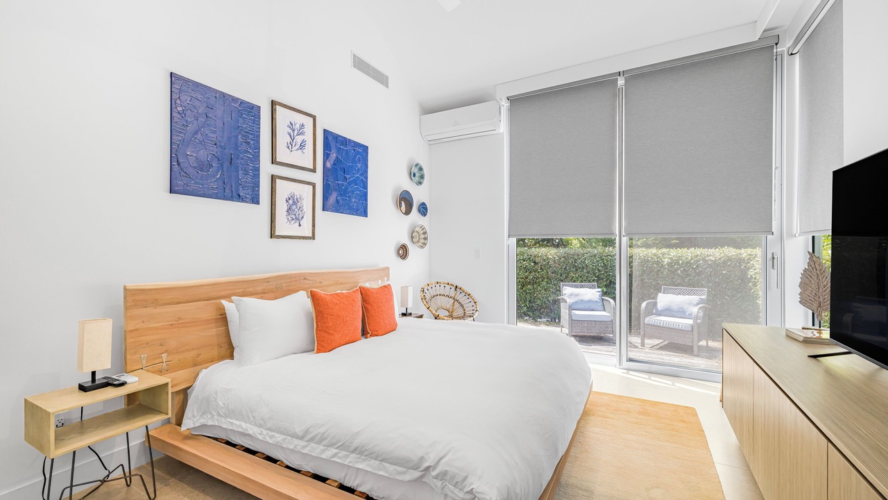 Photo of Bedroom in Leeward Settlement