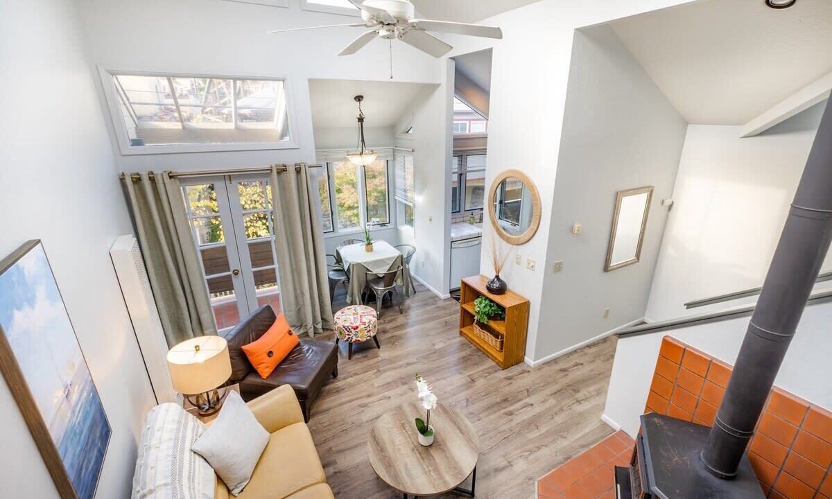 Photo of Livingroom in Capitola