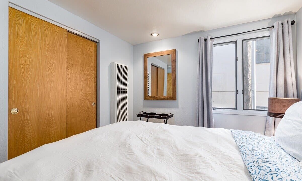 Photo of Bedroom in Capitola