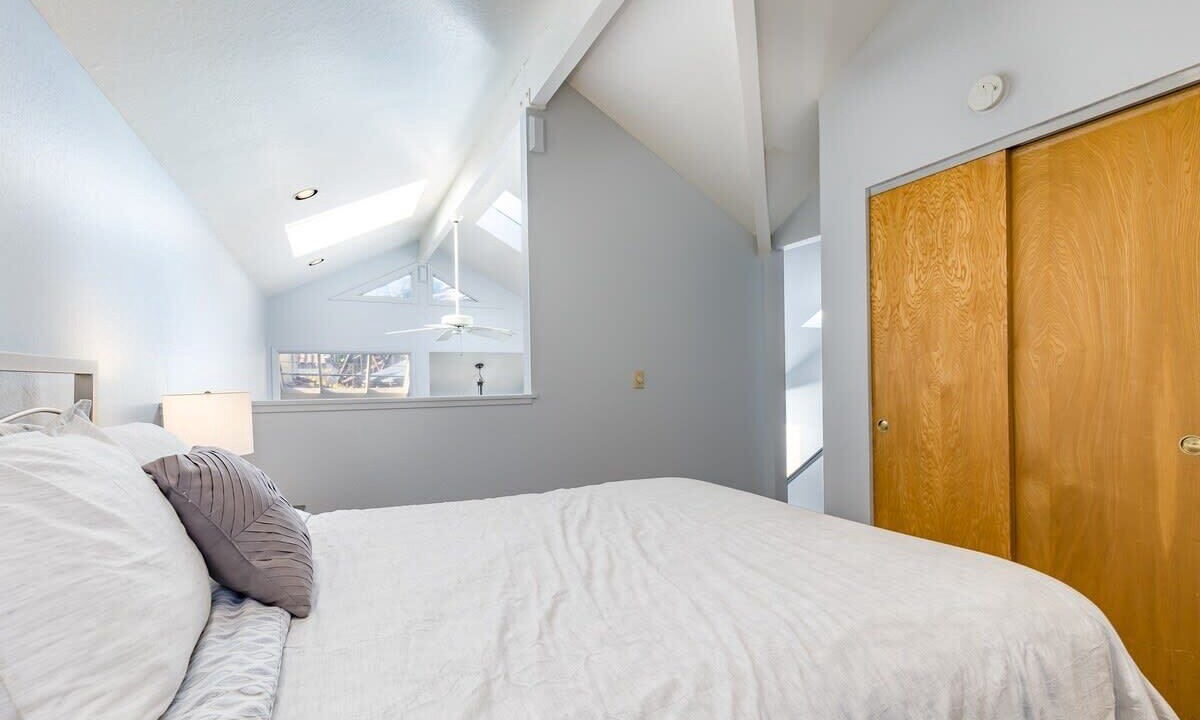 Photo of Bedroom in Capitola