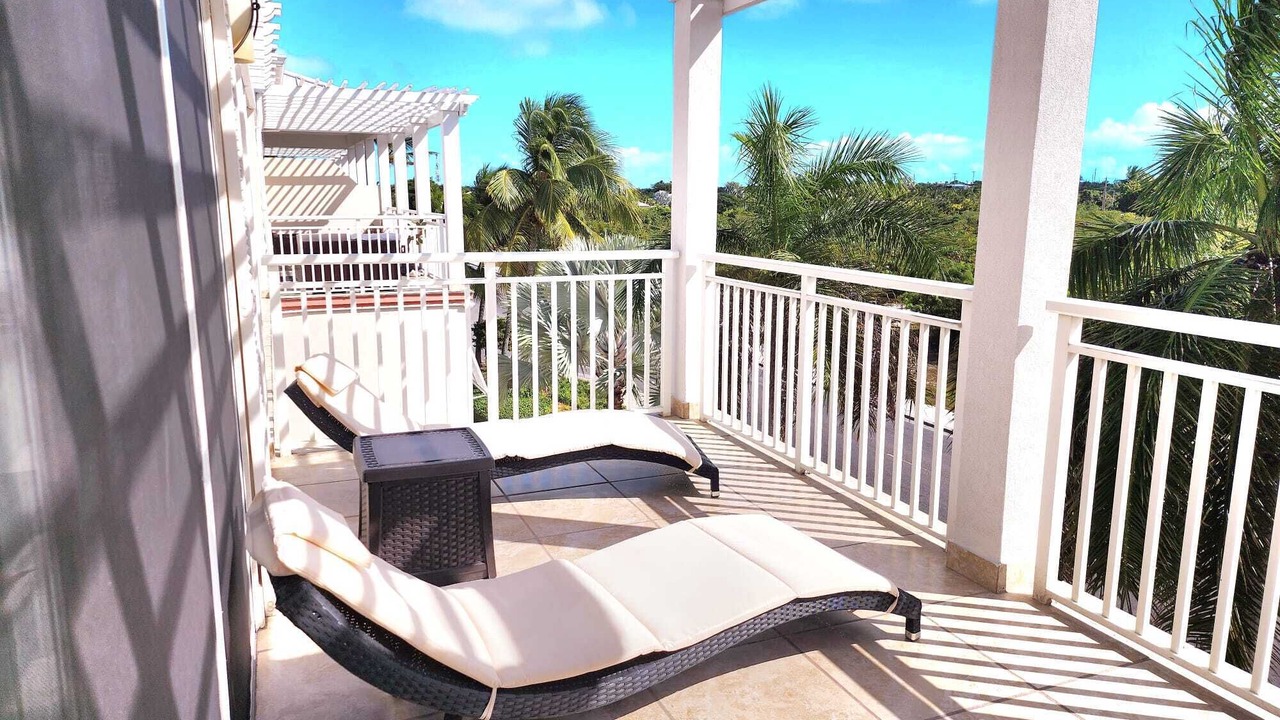 Photo of Others in Grace Bay