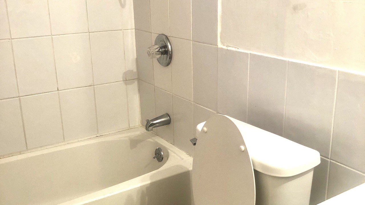 Photo of Bathroom in Long Bay Hills